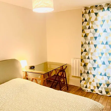 Cozy 32 M Near Montmartre Paris